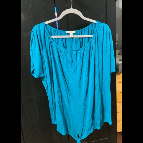 Ladies top - Picture 2 of 3